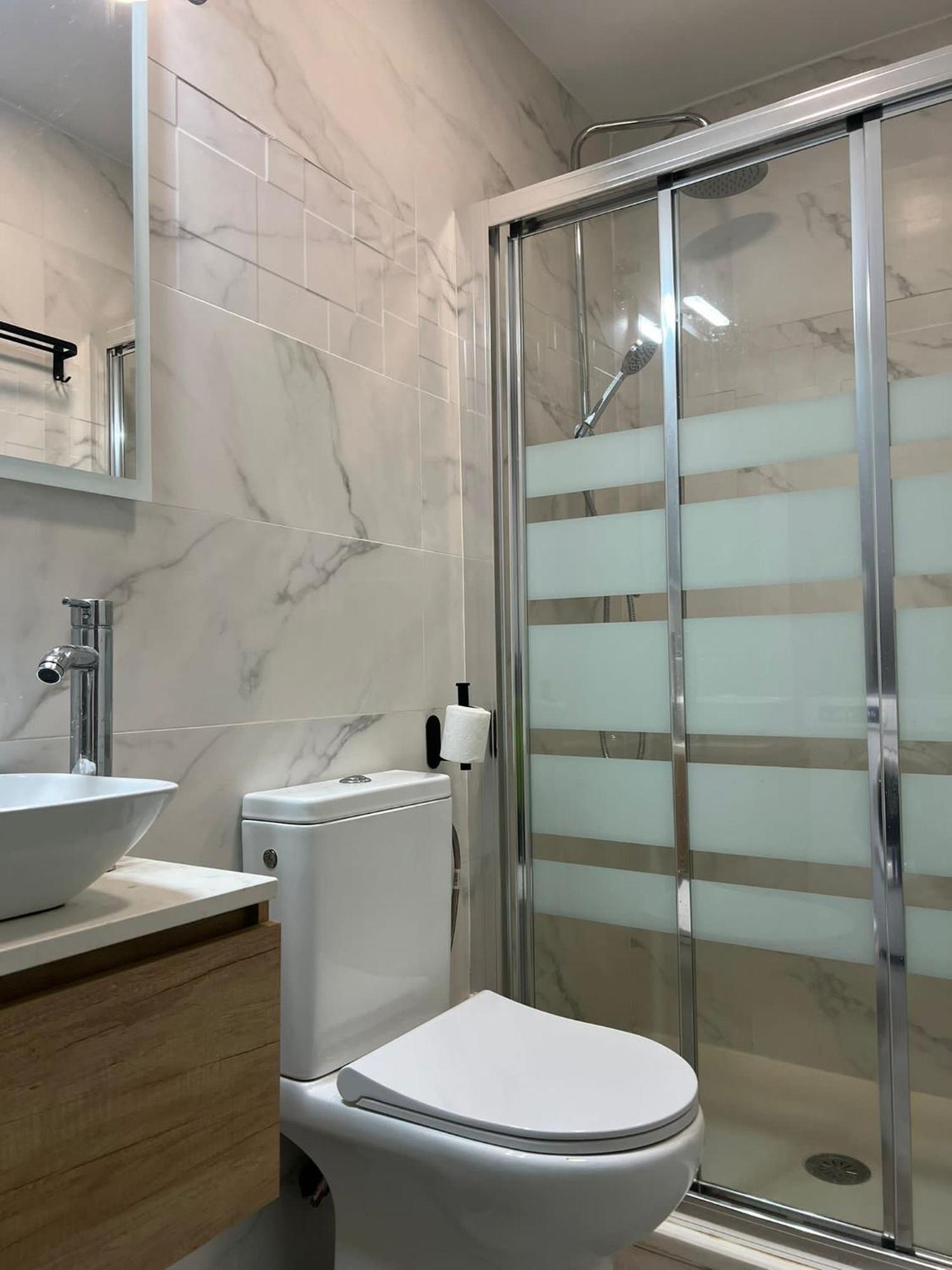 Cozy Apartment Up To 6 Persons 3 Min To Metro Madrid Exterior foto